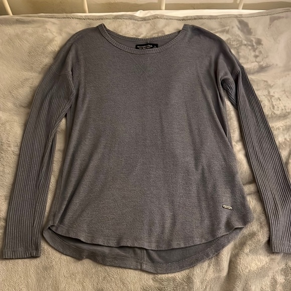 Abercrombie & Fitch Soft and Cozy Long Sleeve Shirt - Picture 1 of 2
